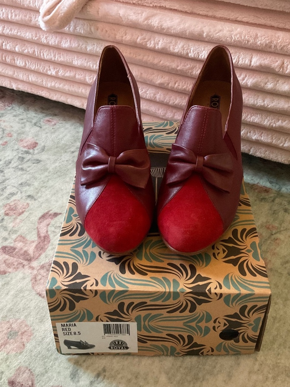 Royal Vintage red bow heel - 8.5 Mary Poppins inspired